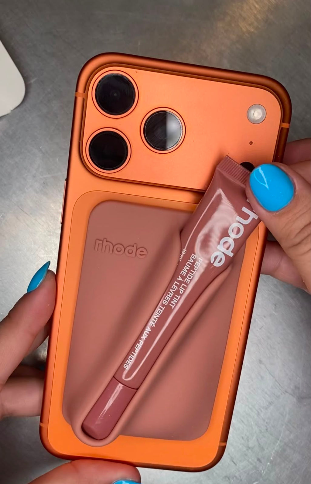 Case + lip