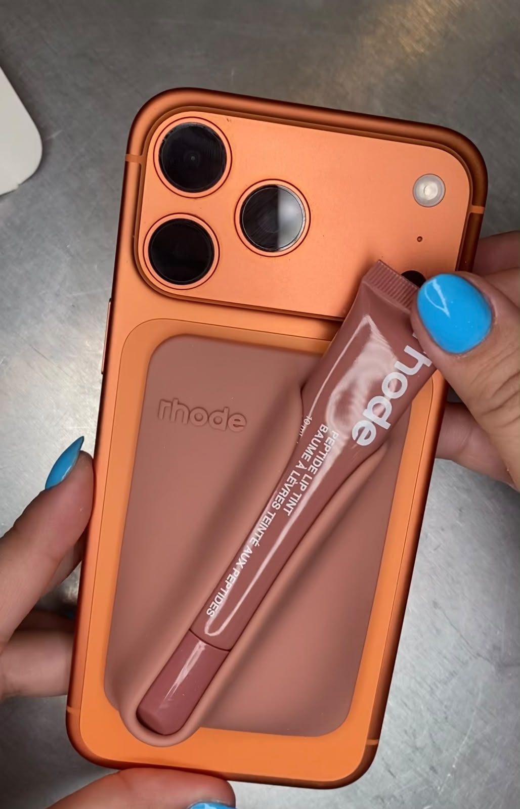 Case + lip