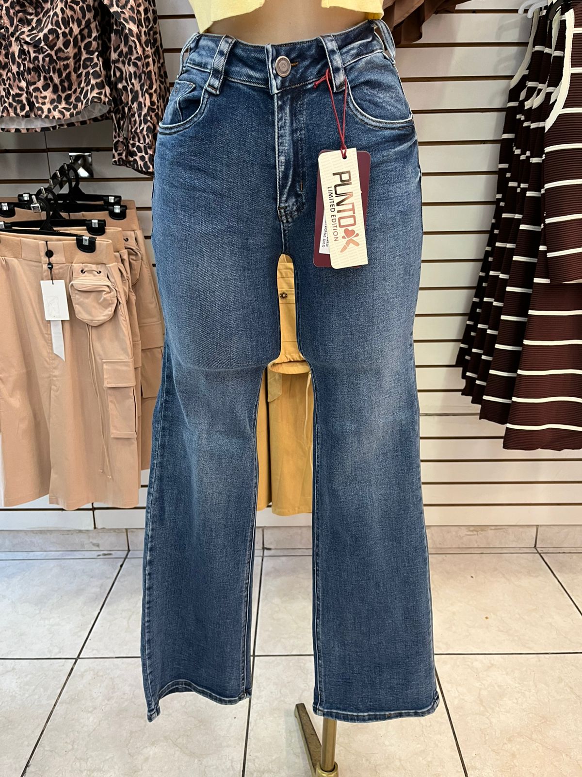 Jean de Dama Punto K